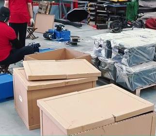 國立液壓壓，小型液壓站紙箱包裝發(fā)貨。各地都能發(fā)貨