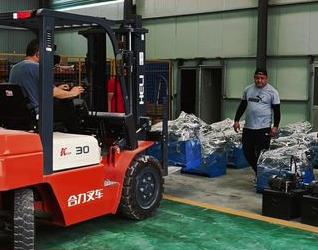 國(guó)立液壓站發(fā)車，有需要液壓站，歡迎咨詢，價(jià)格優(yōu)惠！