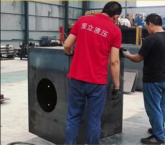 國(guó)立液壓，為機(jī)械企業(yè)提供動(dòng)力。